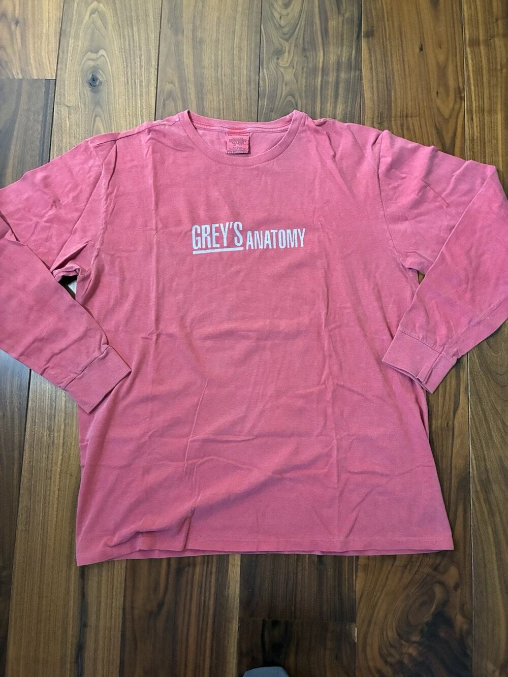 Grey's Anatomy Cast and Crew Long Sleeve T-Shirt Desert Wash Rose Size L